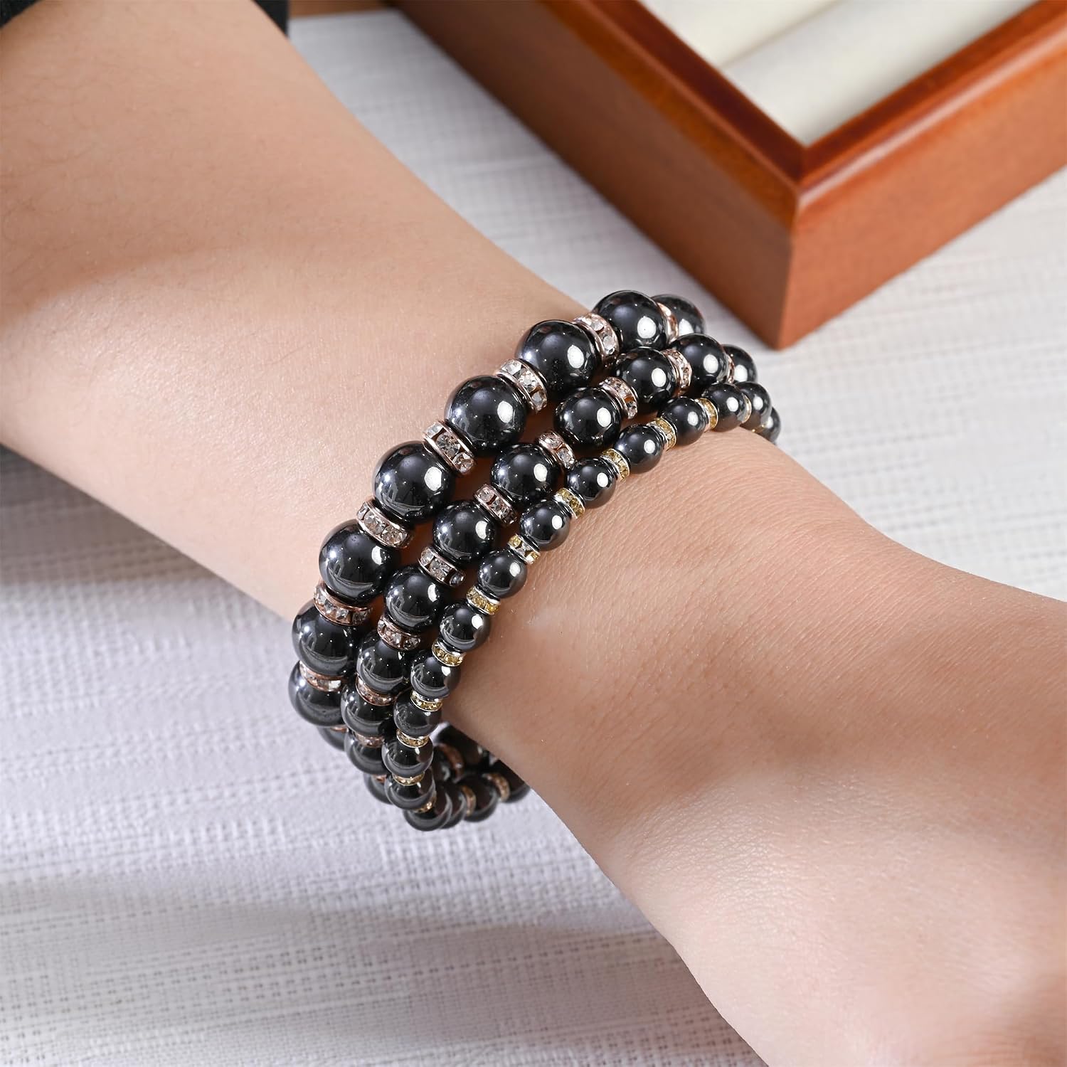 Women's Magnetic Bracelet,Hematite Bracelets,Magnetic Bracelets With Zirconia,Handmade Stretch Bracelet,Eliminates static electricity. - Image 4