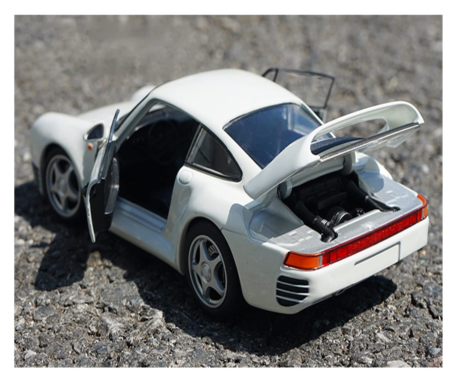 Revell Porsche 959 1:24 ダイキャスト Amazon.co.jp: ミニカー スケールモデルカー 1:24 ポルシェ 959