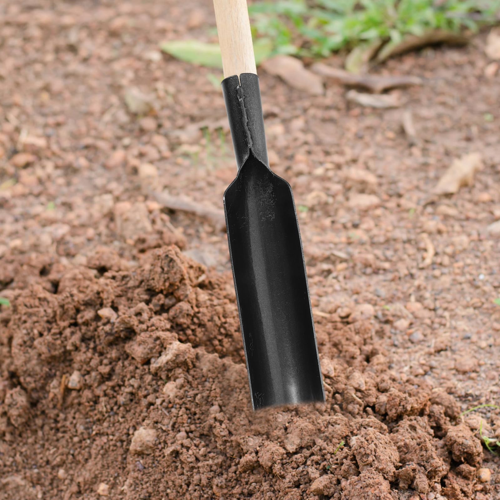 BESPORTBLE Pala da Giardino Resistente e Leggera in Acciaio Manganese Manico Rinforzato Attrezzo da Giardinaggio Nero per Scavo e Attività All'aperto