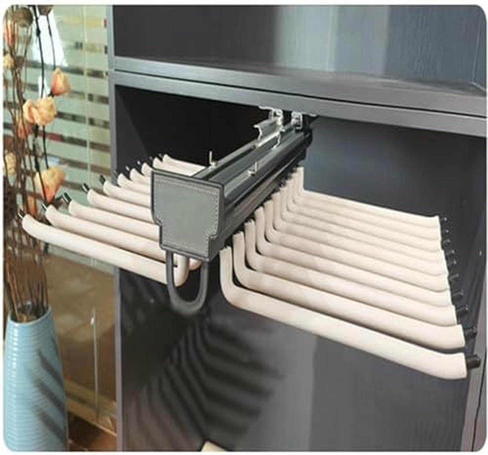Jean à bras 16-22 armes pour maximiser le rangement des vêtements