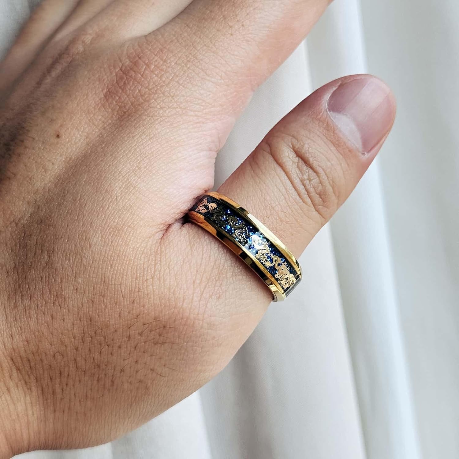 Stainless Steel Golden Dragon Pattern Rings,Gothic Carbon Fiber Vintage Dragon Biker Band Ring For Men Women Punk Motorcycle Ring Jewelry,Size 6-13
