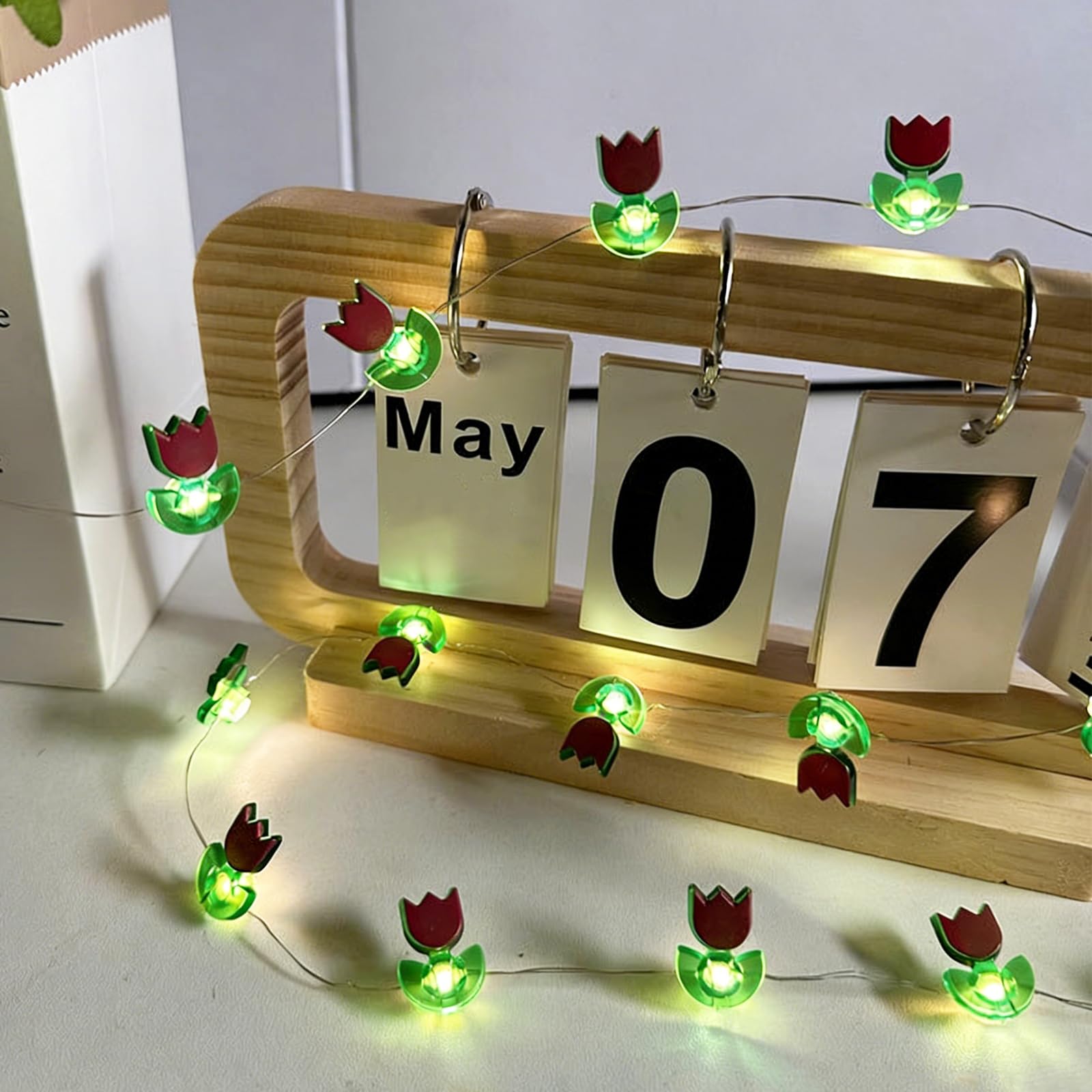 Flower Fairy String Lights, tulip Light String 2M 20 LED Fairy Lights Battery Operated, Waterproof Flower Garland Lights for Indoor Outdoor Spring Garden Bedroom Wedding Party Decoration (Tulip, 2M)