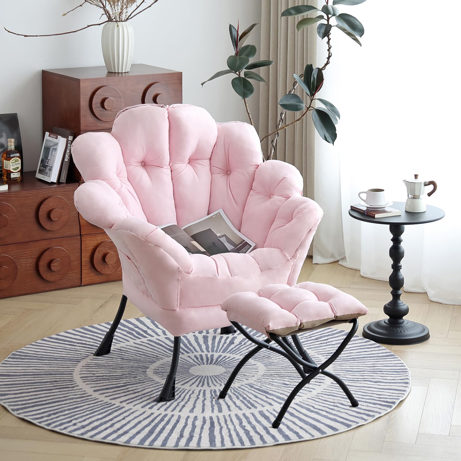 Tiita Modern Lazy Chair With Ottoman - Foldable Footrest, Floral Upholstered, Beige
