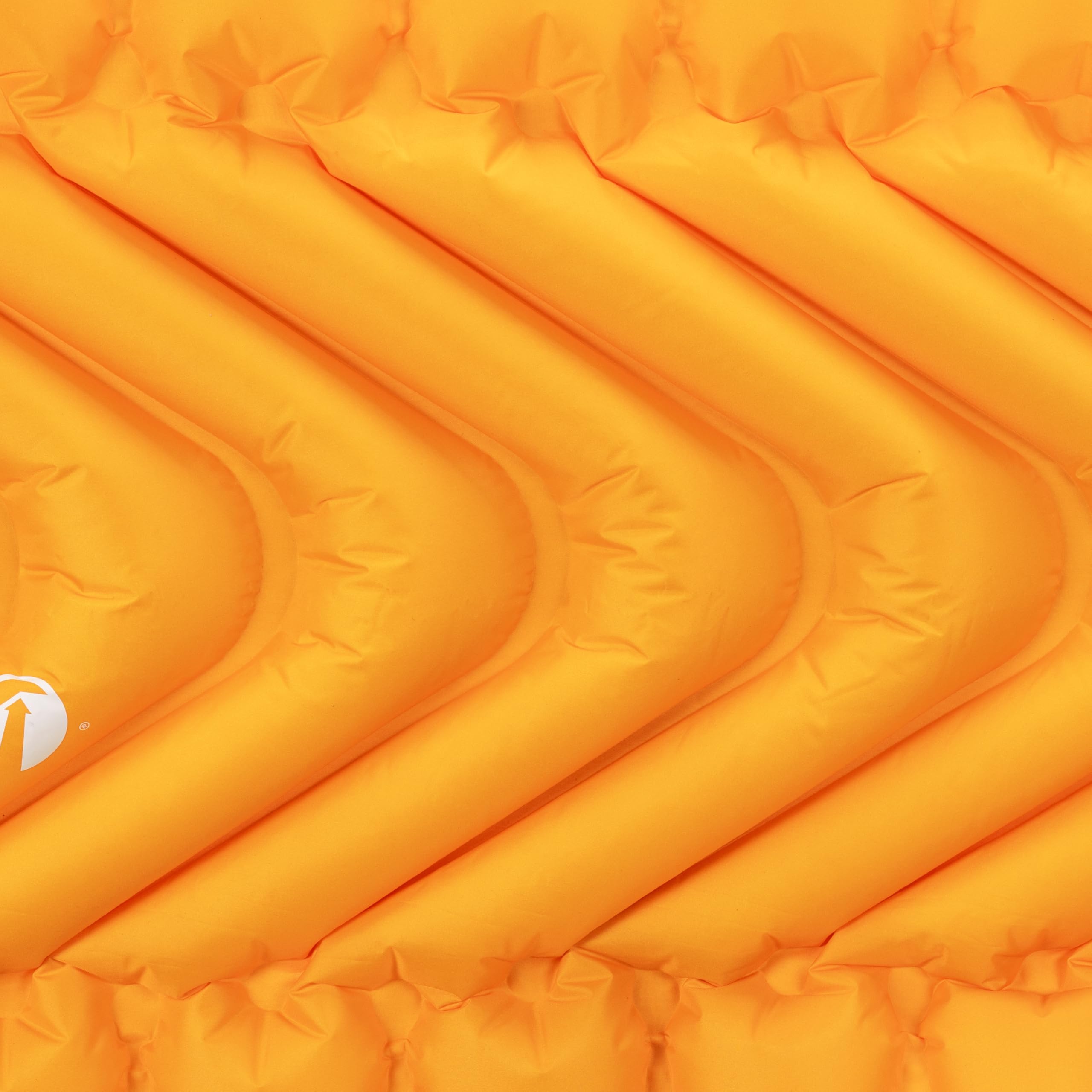 Klymit Matelas de Couchage Gonflable isolé Statique V2 | Confort amélioré | Portable, Ultra léger, Facile à gonfler, lit Gonflable Pliable pour Camping, randonnée et randonnée – Safran