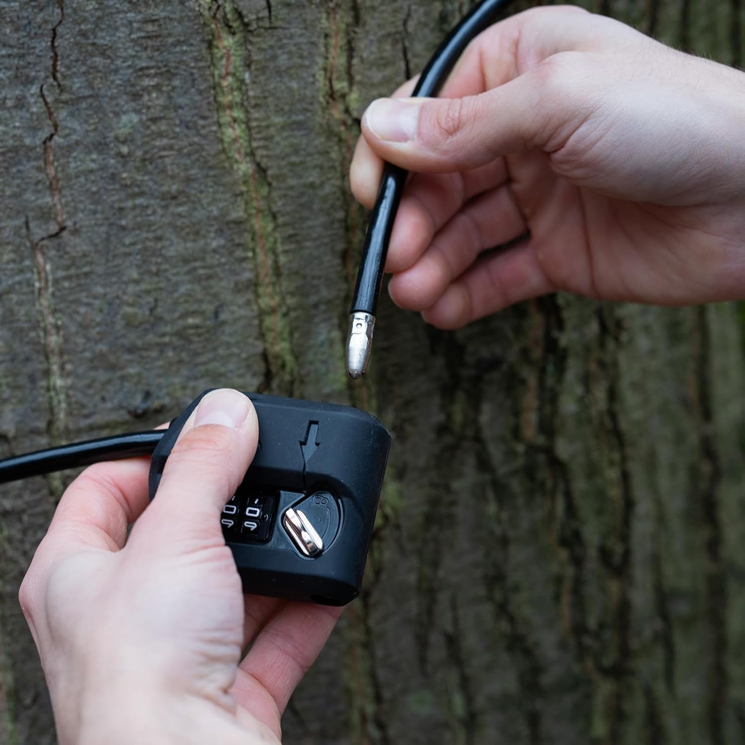ZEISS Lucchetto con codice – 185 cm di lunghezza, cavo in acciaio spesso 8 mm – Lucchetto a combinazione resistente alle intemperie per telecamere di sorveglianza e sicurezza per esterni