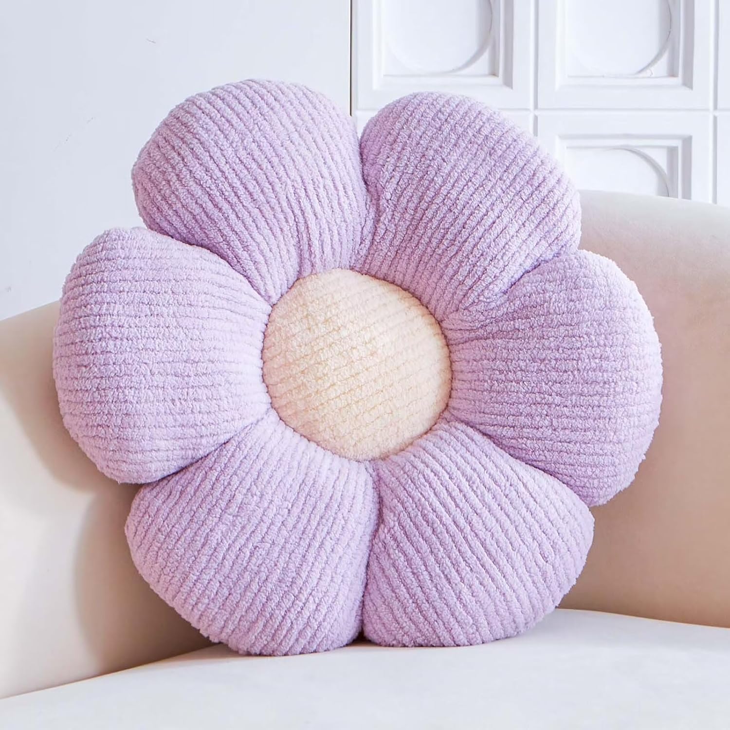 Lavender Flower Decorative Throw Pillows, Cute Daisy Shaped Plush Aesthetic Pillow, Soft 19.6" Floor Seat Cushion
