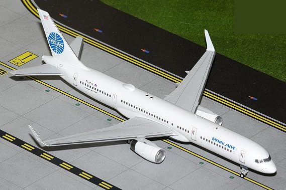 GeminiJets G2PAA1474 Pan Am Boeing 757-200 TF-FIC; Scale 1:200