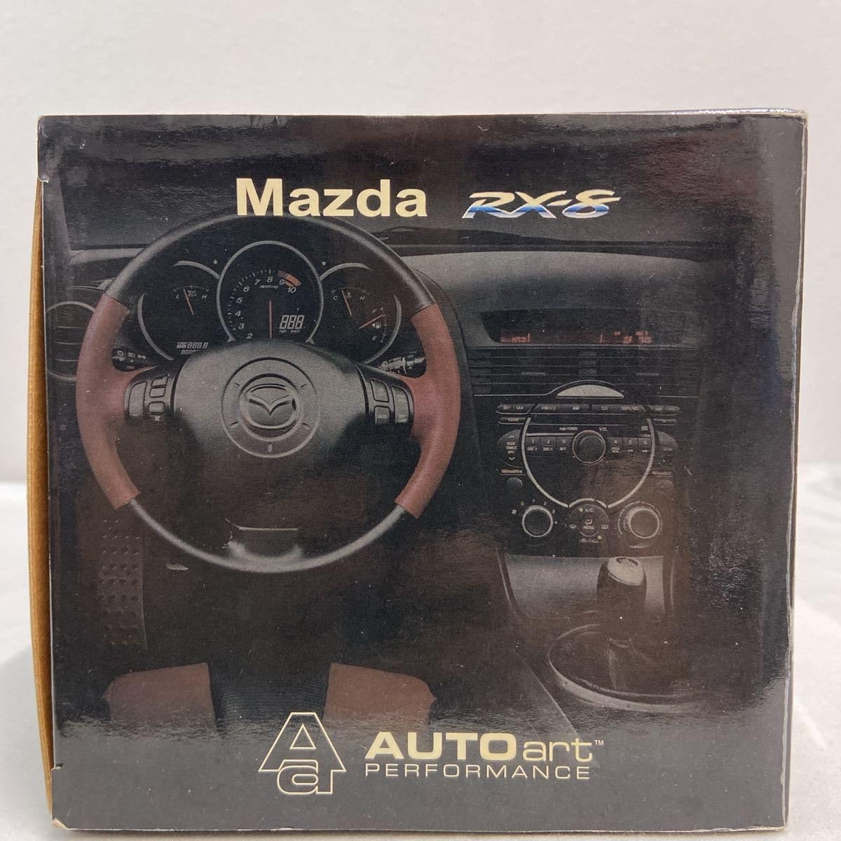 AUTOart - AUTOart 1/18 MAZDA RX-8 2003年　ベロシティレッド Amazon | AUTOart 1/18 MAZDA RX-8 2003年 RHD Velocity Red