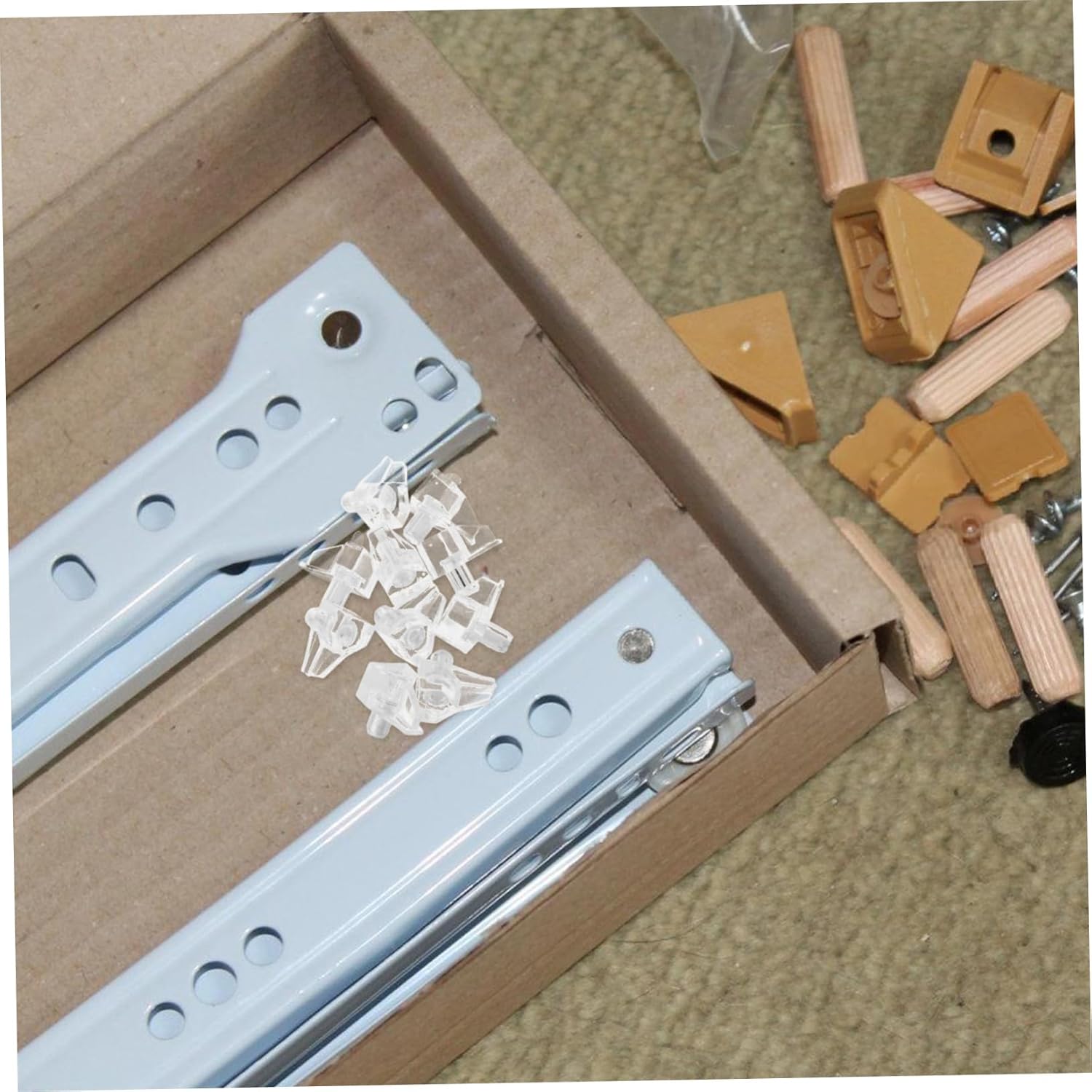 Homoyoyo 500pcs Replacement Cabinet Shelf Support Pins Plastic Holder Pegs for Kitchen Furniture Secure Stability for Shelves