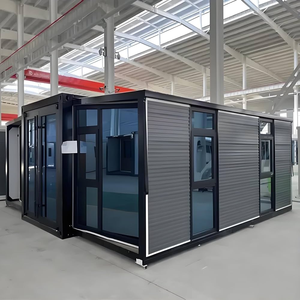 小さな家 Tiny House】Amazing 2 Bedroom House placed into only 274