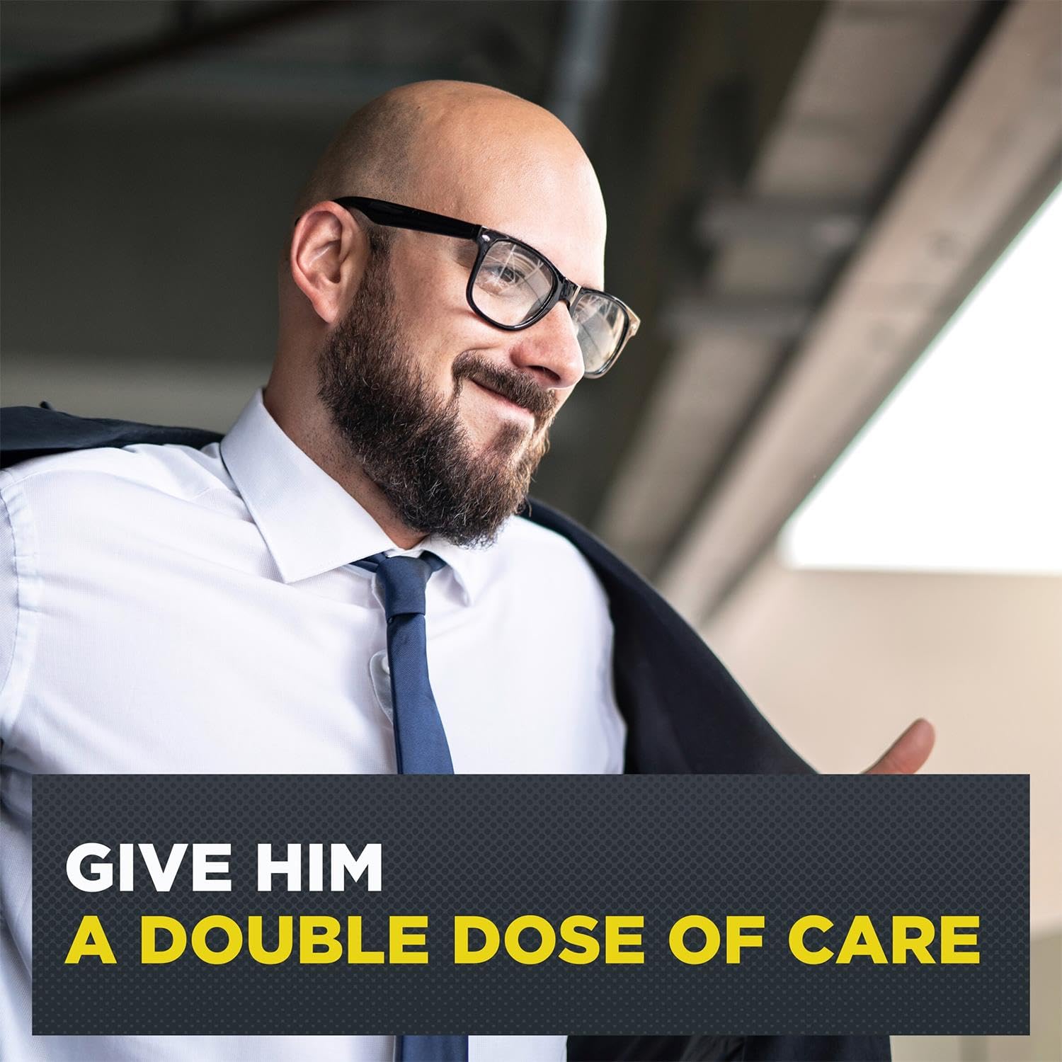 Dove Men+Care Refresh Extra Fresh 3-in-1 Hair, Face & Body Wash and Advanced 72H Protection Antiperspirant 2 Pieces Ready to Give Gift Set for Him - Image 2