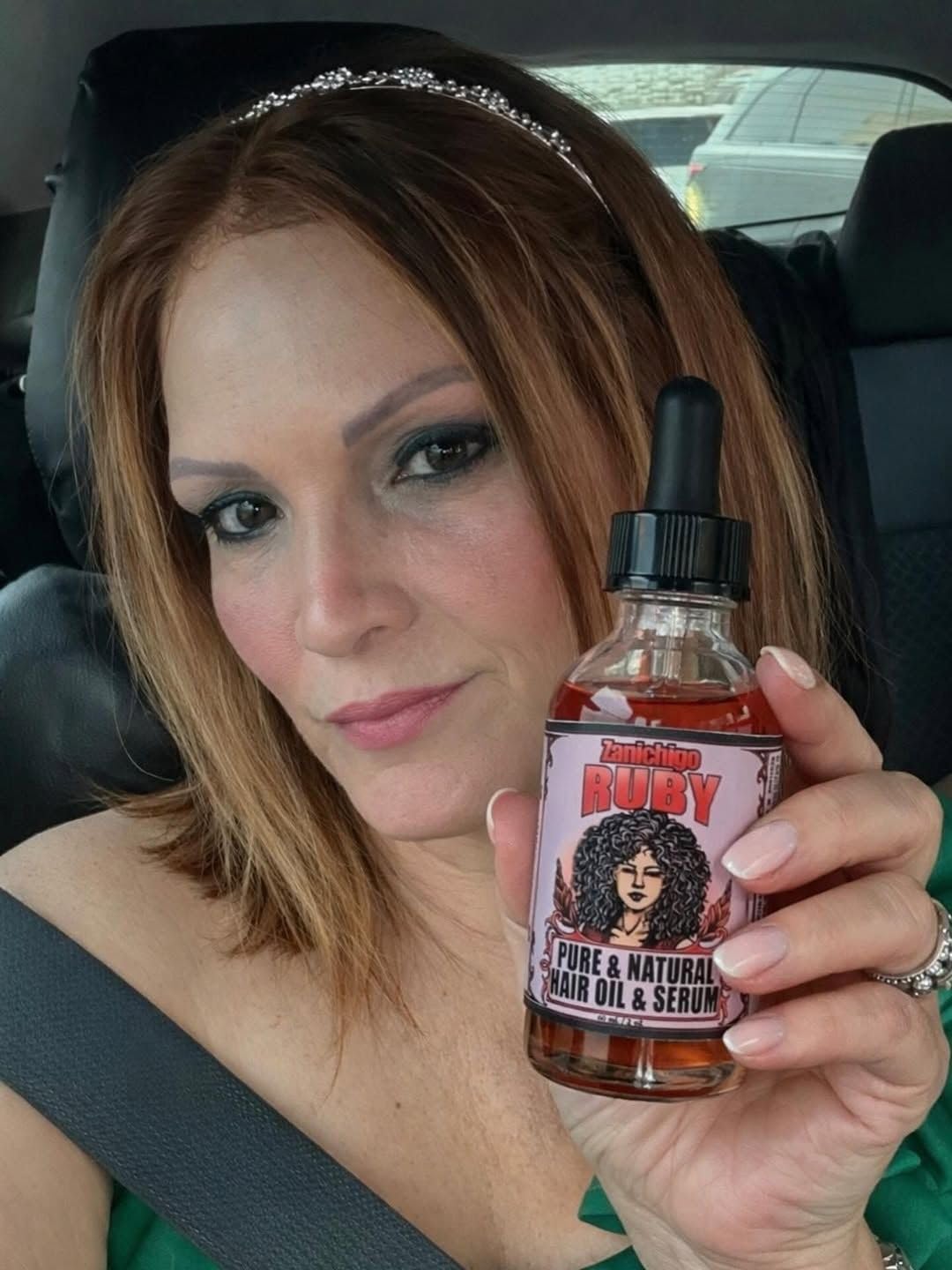 Fenugreek Herbal Hair Oil for Dry, Damaged & thinning Hair | Lightweight Non-Greasy - Hair Treatment with 8 Oil Blend