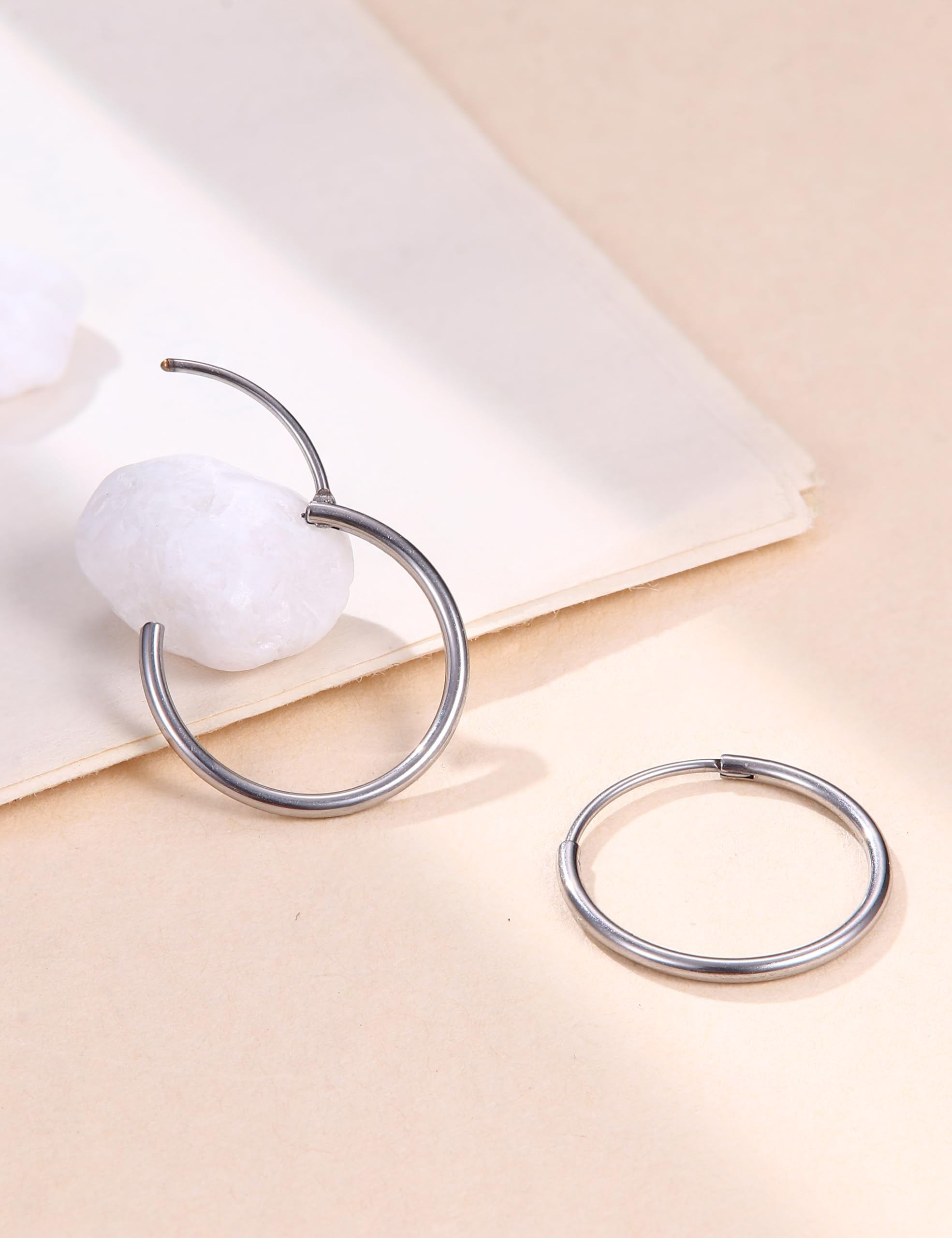 Pendientes de Aro 316L Acero Quirúrgico Hipoalergénico para Mujer Hombre 16G Cartílago Tragus Helix