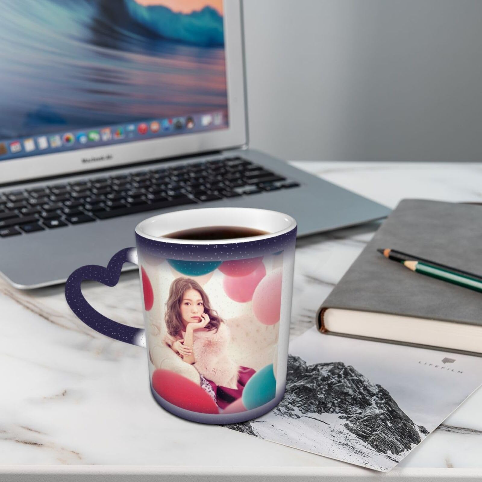 Amazon.co.jp: マグカップ 西野カナ (9) 感熱変色 色が変わる 330ml