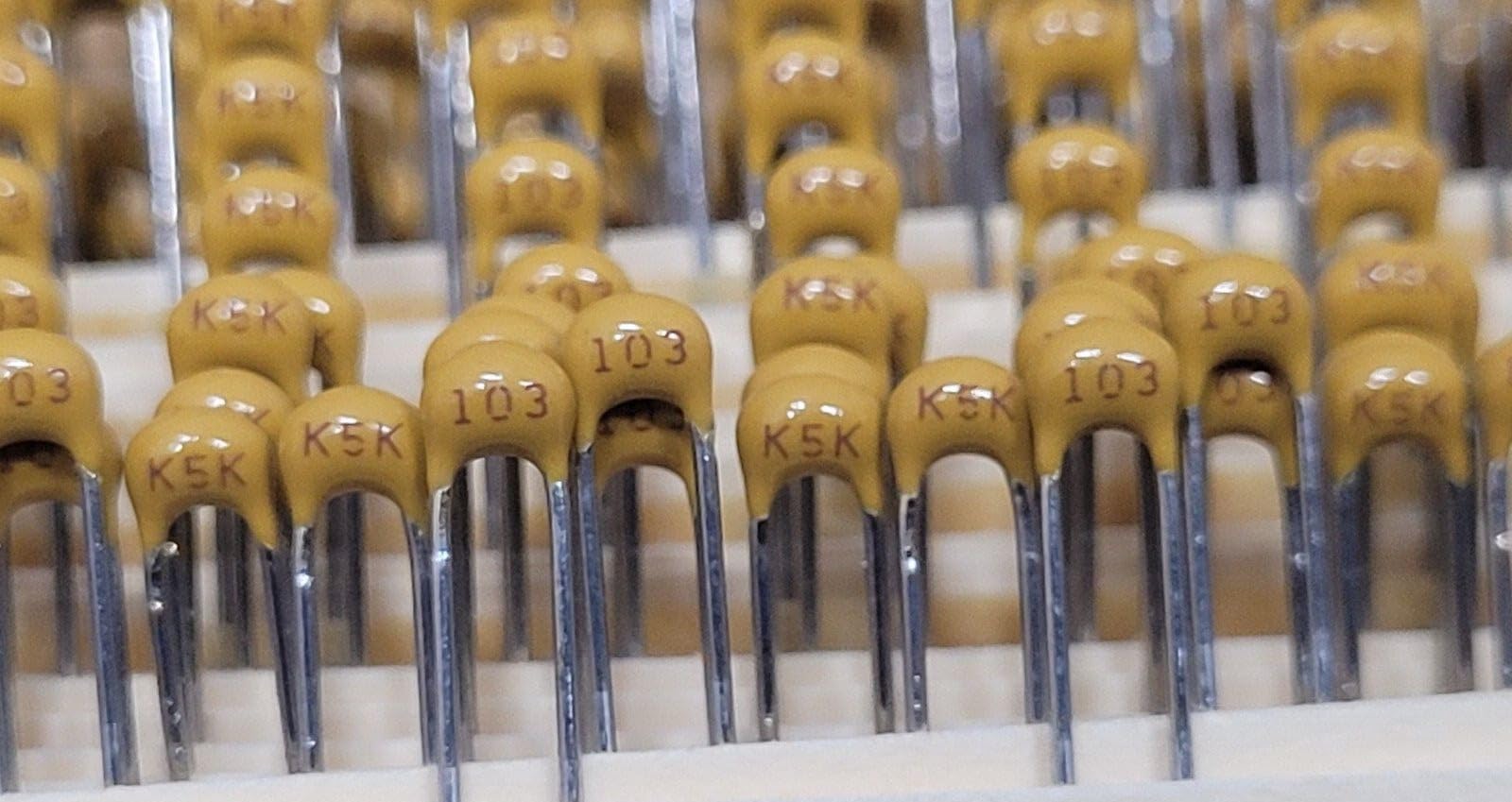 Generic (10 PCS) C315C103K5R5CA KEMET Compatible with CAP CER 10000PF 50V X7R RADIAL