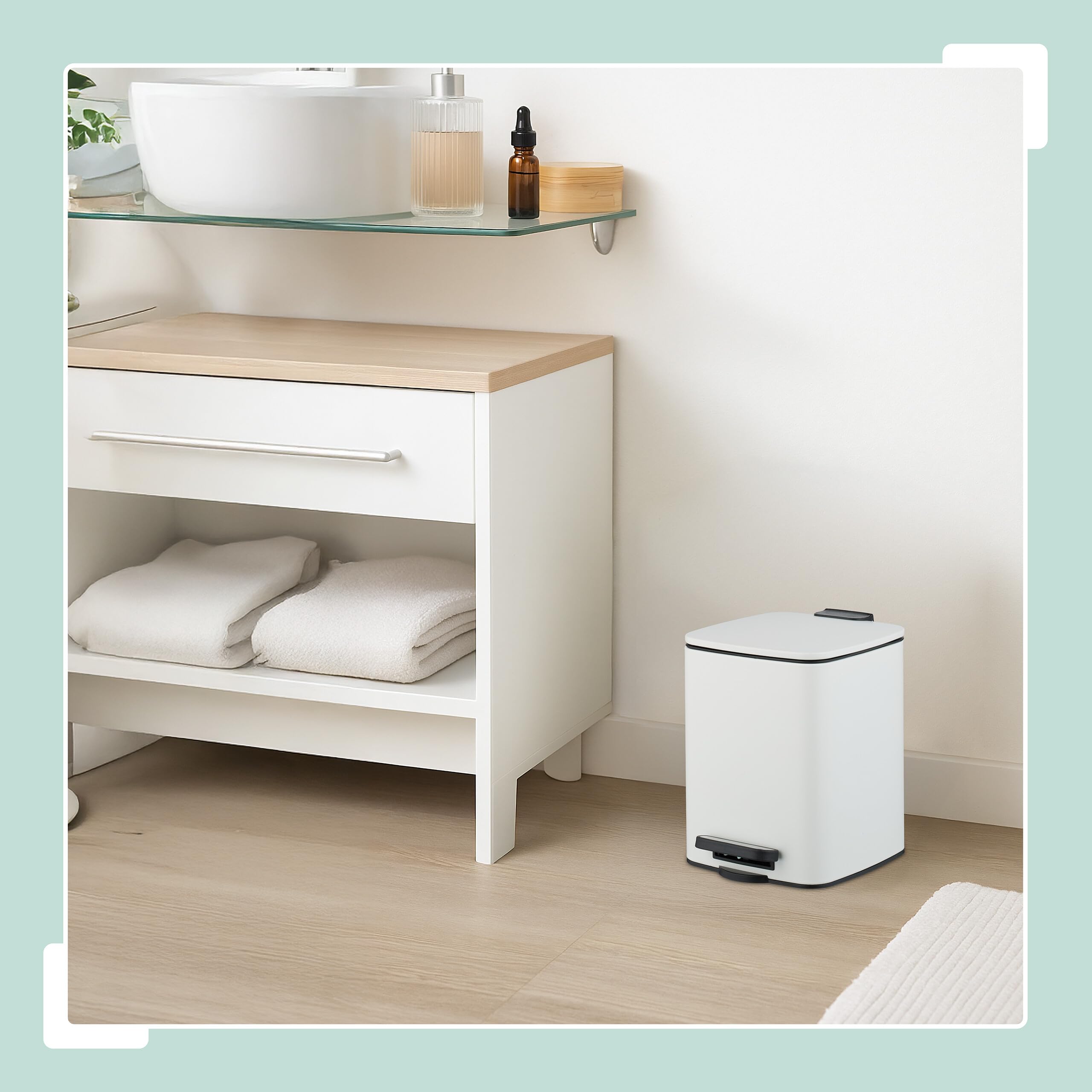 Relaxdays 6 L Pattumiera Bagno a Pedale, Cestino Interno Rimovibile, Coperchio Ammortizzato, Sacchetti Inclusi, Bianco, 70% Ferro 30% plastica