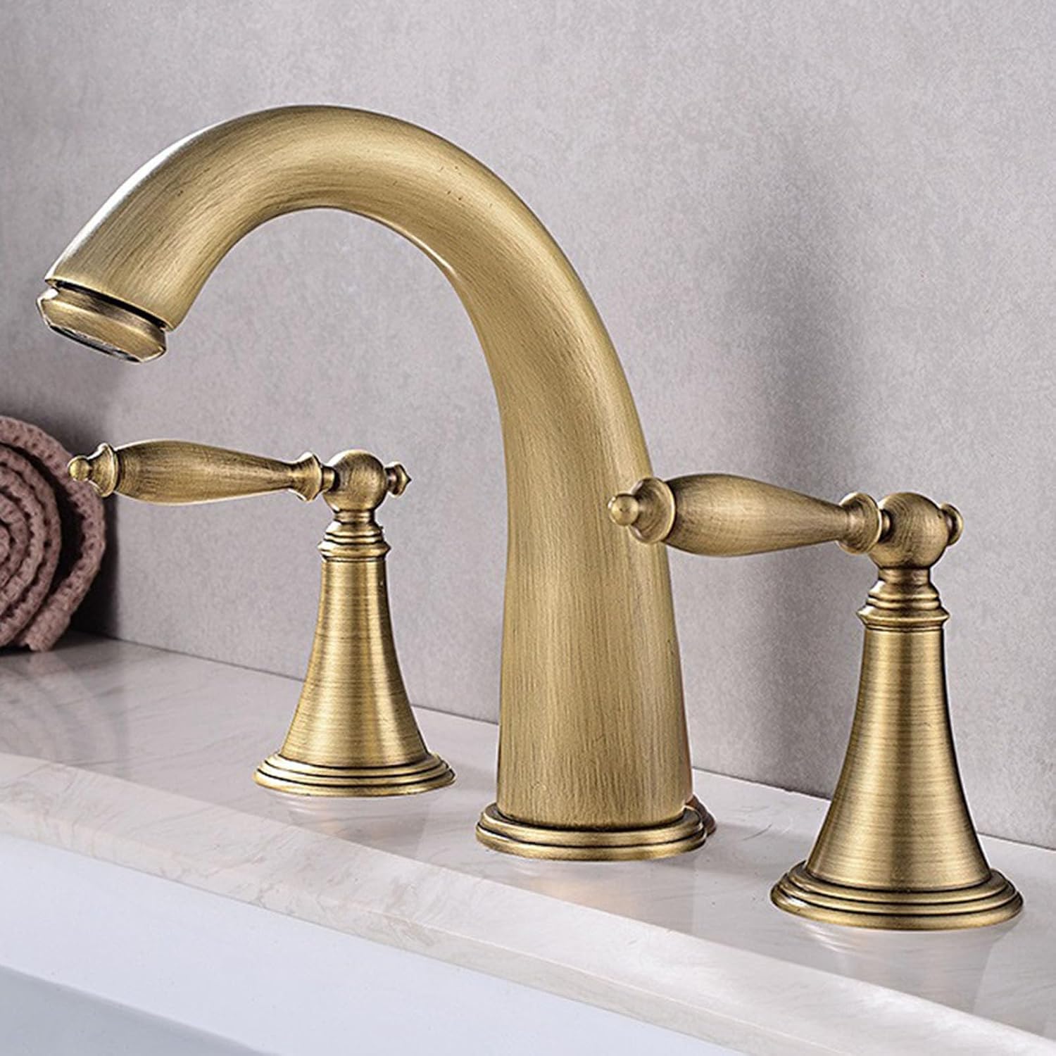 Mezclador de la cuenca de 3 hoyos para baño grifo doble mango retro de latón antiguo LWX