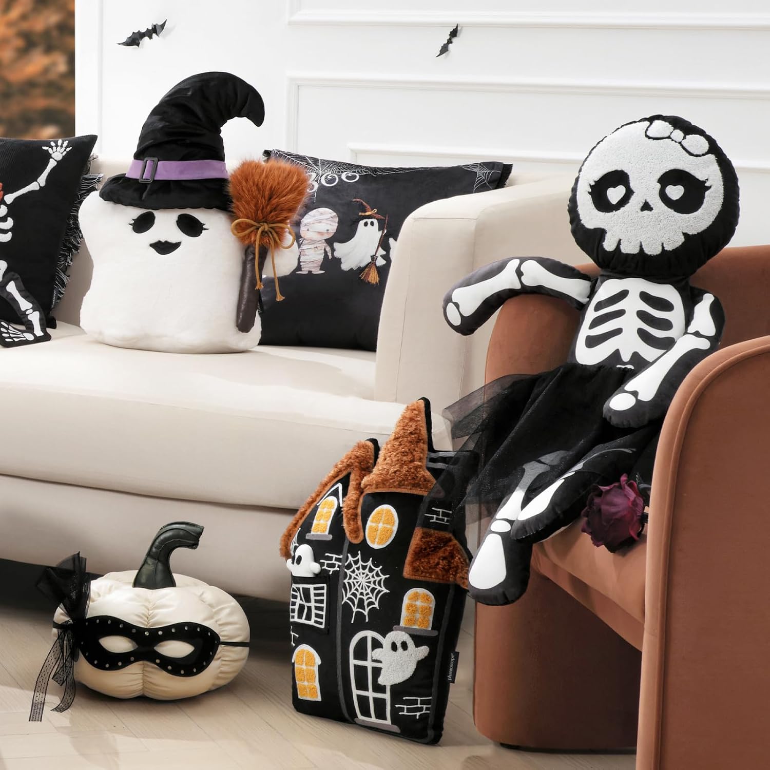 Phantoscope Happy Halloween Shaped Throw Pillow, Ghost Pillow with Witch Hat, Hippie Halloween Ghost Pillow, Faux Rabbit Fur Spooky Shaped Pillows for Couch, White, 19 x 16.5 in