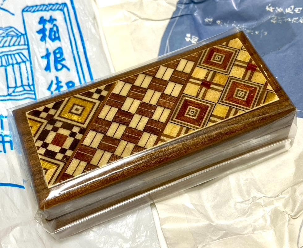 Amazon.co.jp: 工芸品 箱根寄木細工 小物入れ 携帯用サイズ