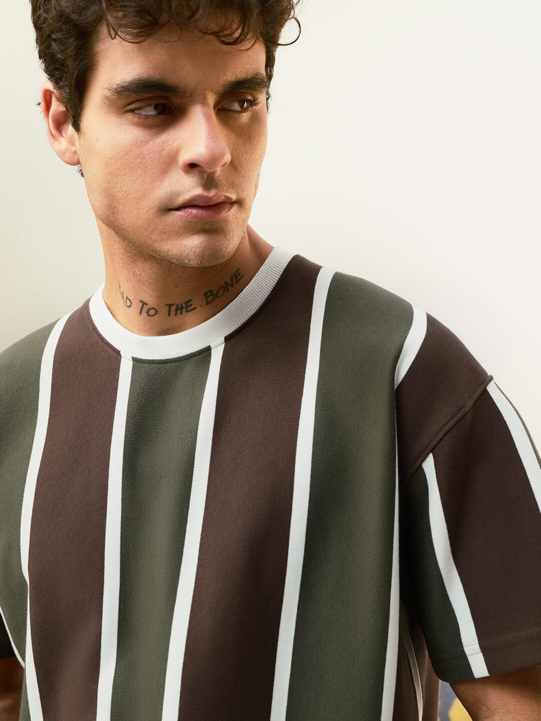 The Souled Store Maglietta a righe: Olive Branch Uomini e Ragazzi Maniche Corte Girocollo Marrone Oliva A Righe Stile Retrò Casual Leggero Spalla Scesa Streetwear Trendy Oversize T-shirt