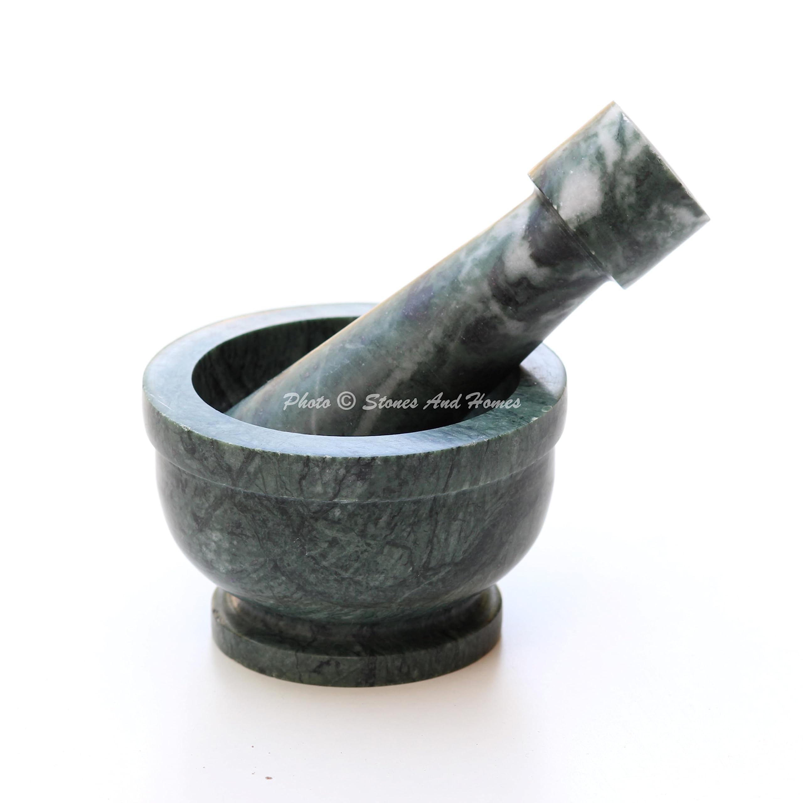 Old va orqa tomondan katta dumbali jojalar Old va orqa tomondan katta dumbali jojalar