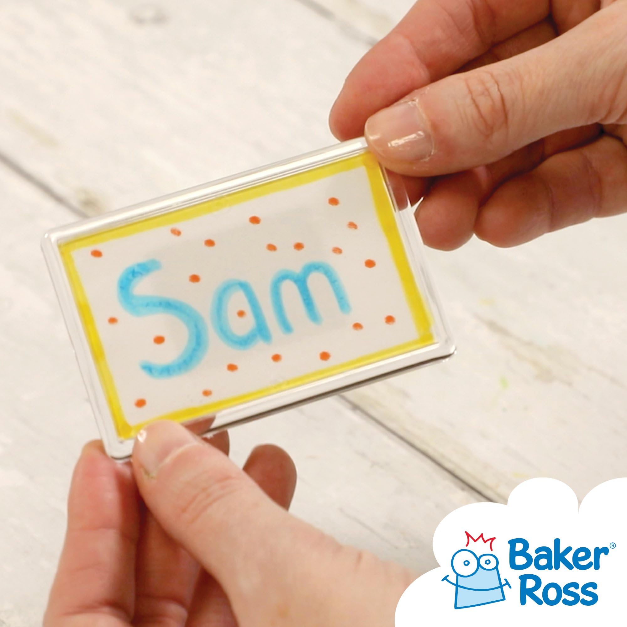 Baker Ross Kit Magnétique Transparent 68 Mm X 43 Mm - Lot De 2 Aimants à Personnaliser Avec Inserts Vierges - Activité Créative Pour Enfants Et Adultes