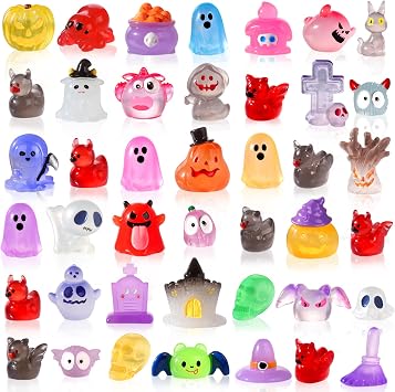 DIYDEC 50pcs Halloween Luminous Mini Figures 50 Styles Halloween Miniatures Little Small Resin Pumpkin Ghost Skull Figures Bulk for Party Favors Bag Fillers Garden Dollhouse Decor