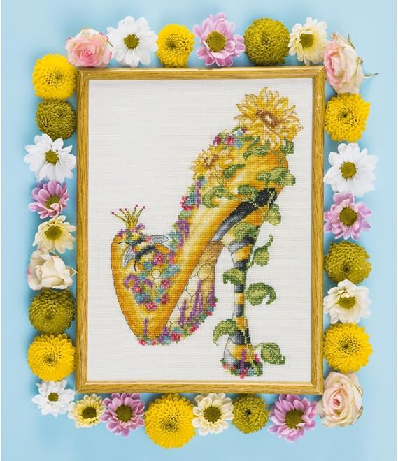 Bothy Threads Counted Cross Stitch Kit - Bee My Sunshine