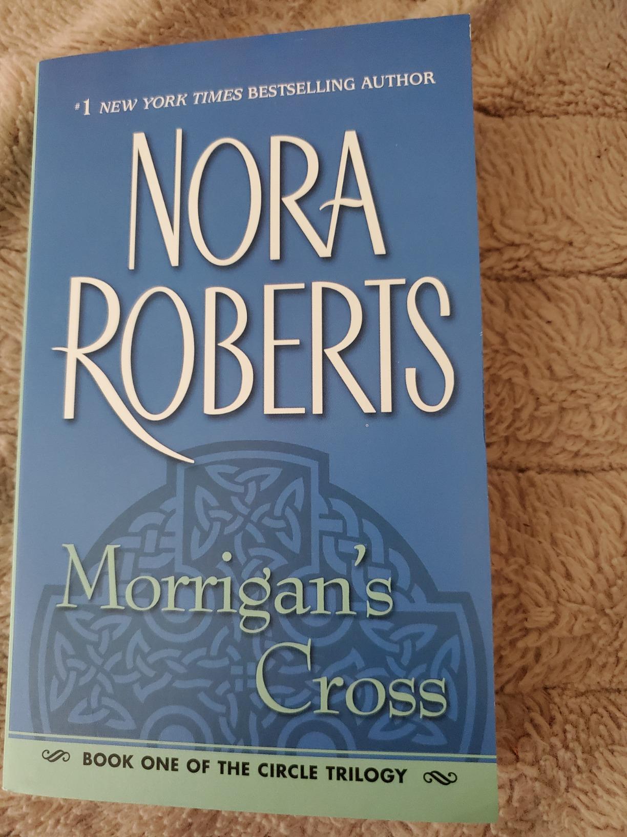 Morrigan's Cross: Roberts, Nora: 9780515141658: Books - Amazon.ca