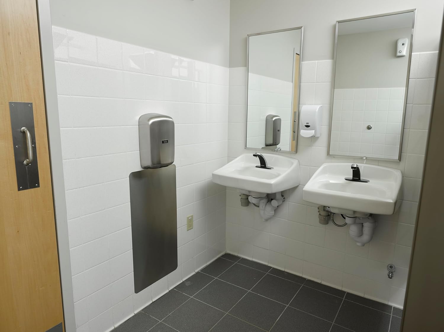XLERATOR, XLERATOReco, ThinAir Excel Dryer Stainless Steel Wall Guard 89S for Hand Dryers (Set of 2)