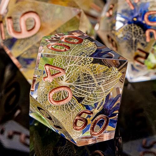 Miniatura 4 de ARUOHHA DND - Juego de dados de resina translúcidos de hoja amarilla con bordes afilados, 7 piezas de inclusiones de flores, dados poliédricos para