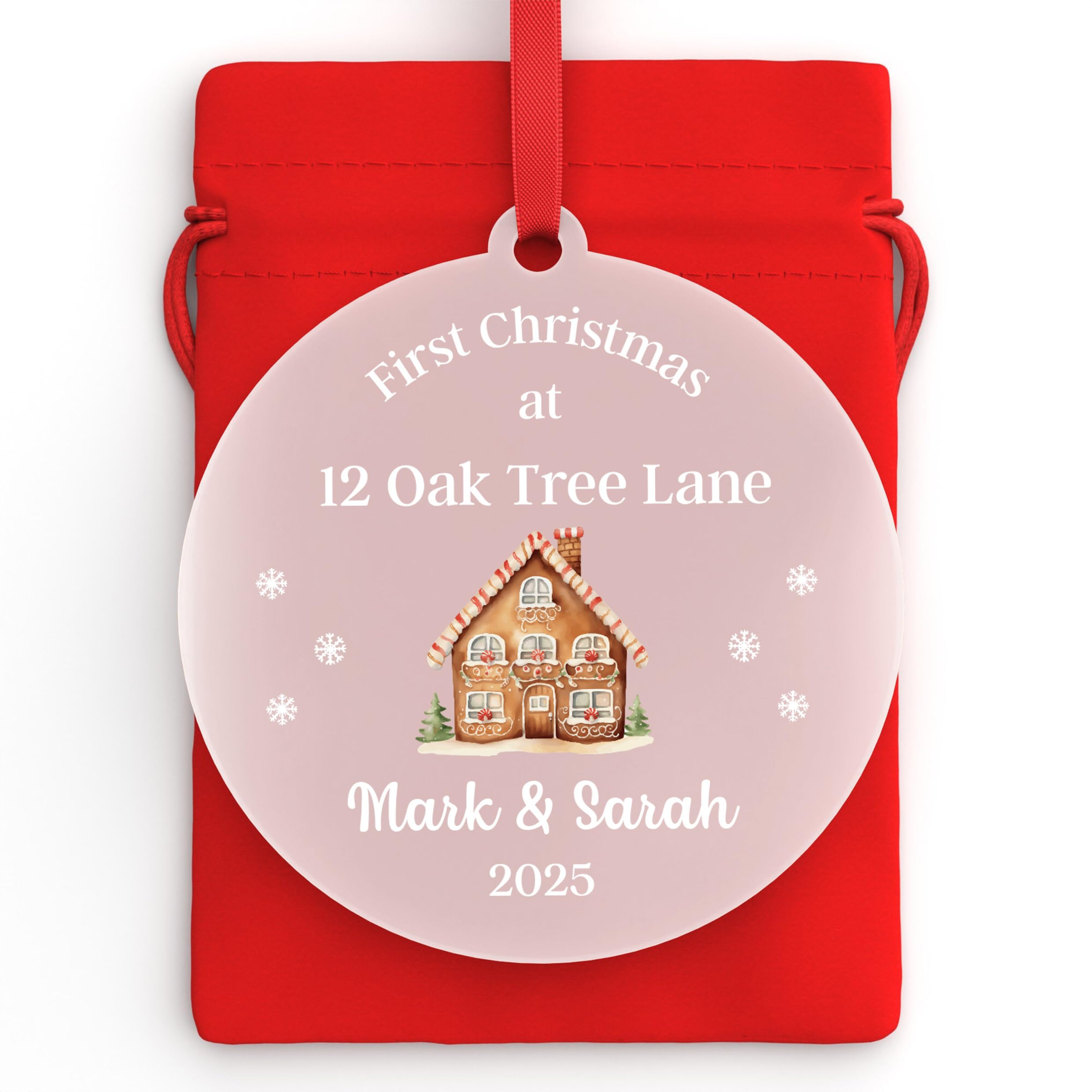 Beecreative Personalised First Christmas New Home Bauble, Gingerbread House 1st Christmas Decoration, Housewarming Gifts For New Home, With Red Bag