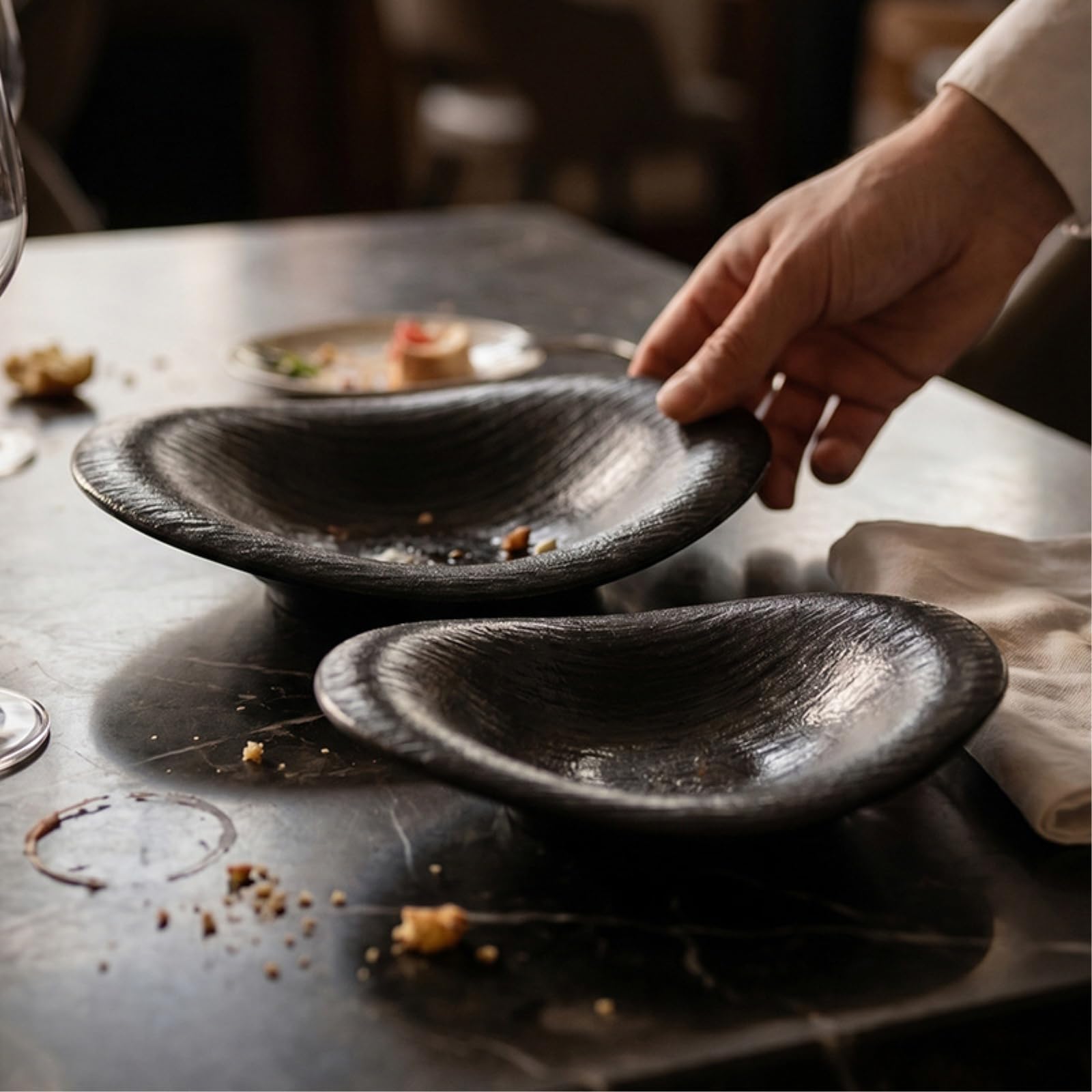 Talerz ceramiczny retro
