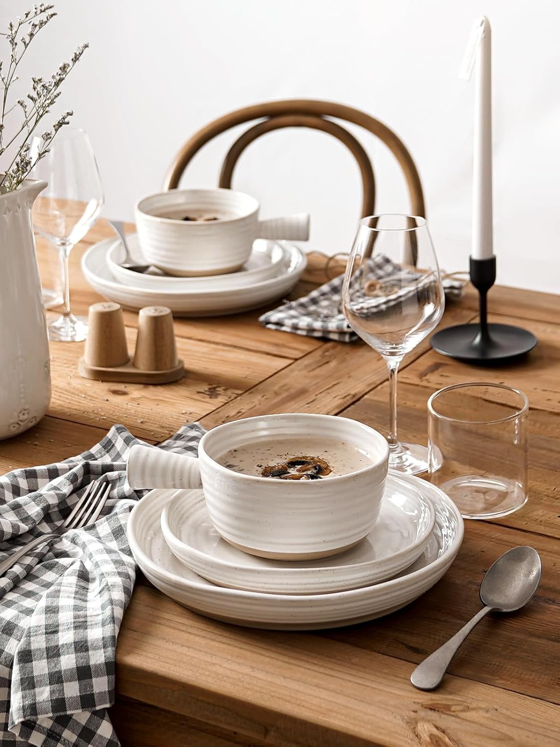 LE TAUCI French Onion Soup Bowls, 18 Ounce Soup Bowls With Handles for Chili, Beef Stew, Onion Soup Crocks Microwave Dishwasher Oven Safe - 5.5 inch, Set of 4, Arctic White - Image 7