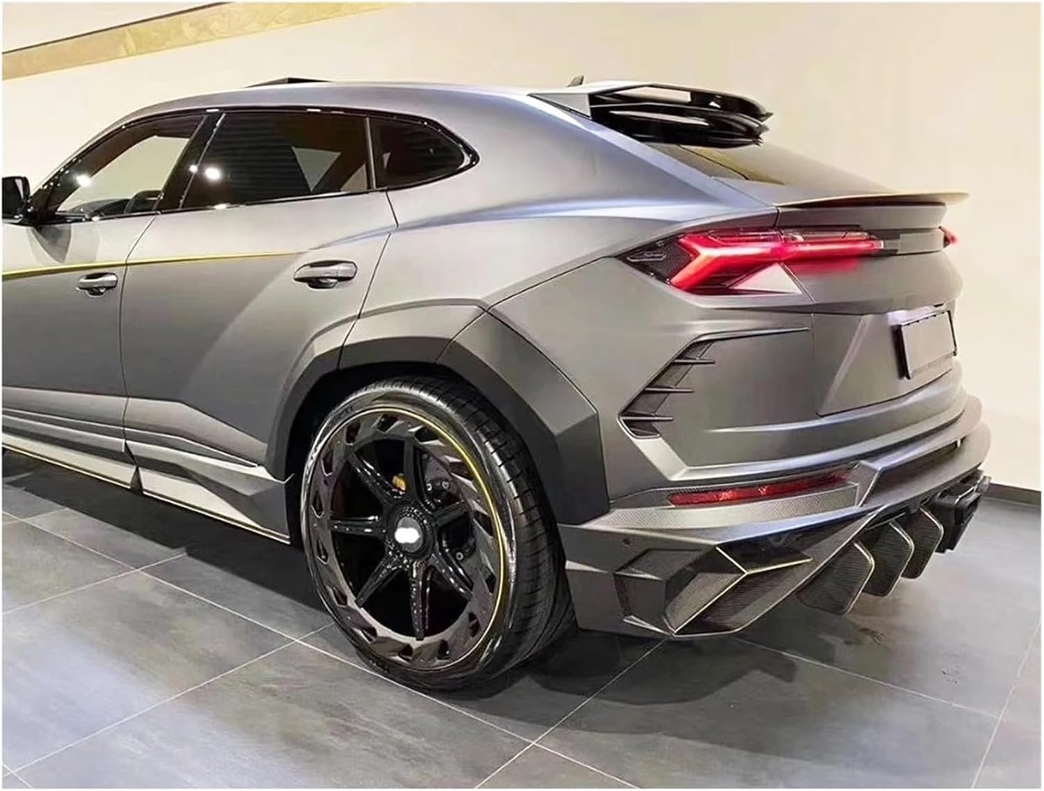 Dry Carbon Fiber Styling Rear Trunk Lip Spoiler Compatible for Lamborghini Urus Car Rear Boot Wing Spoiler Body Kits(FRP Unpainted Black)