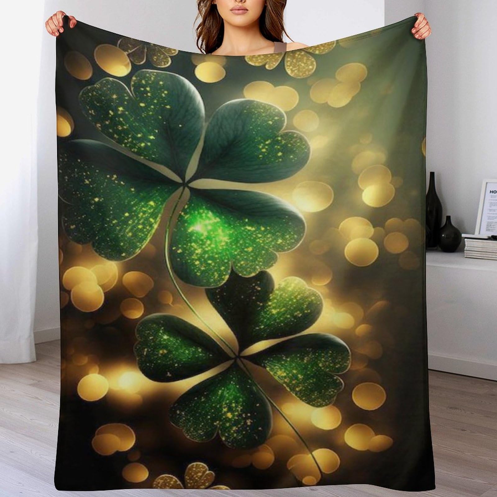Couverture polaire en flannel idéale pour cocooner sur le canapé du salon