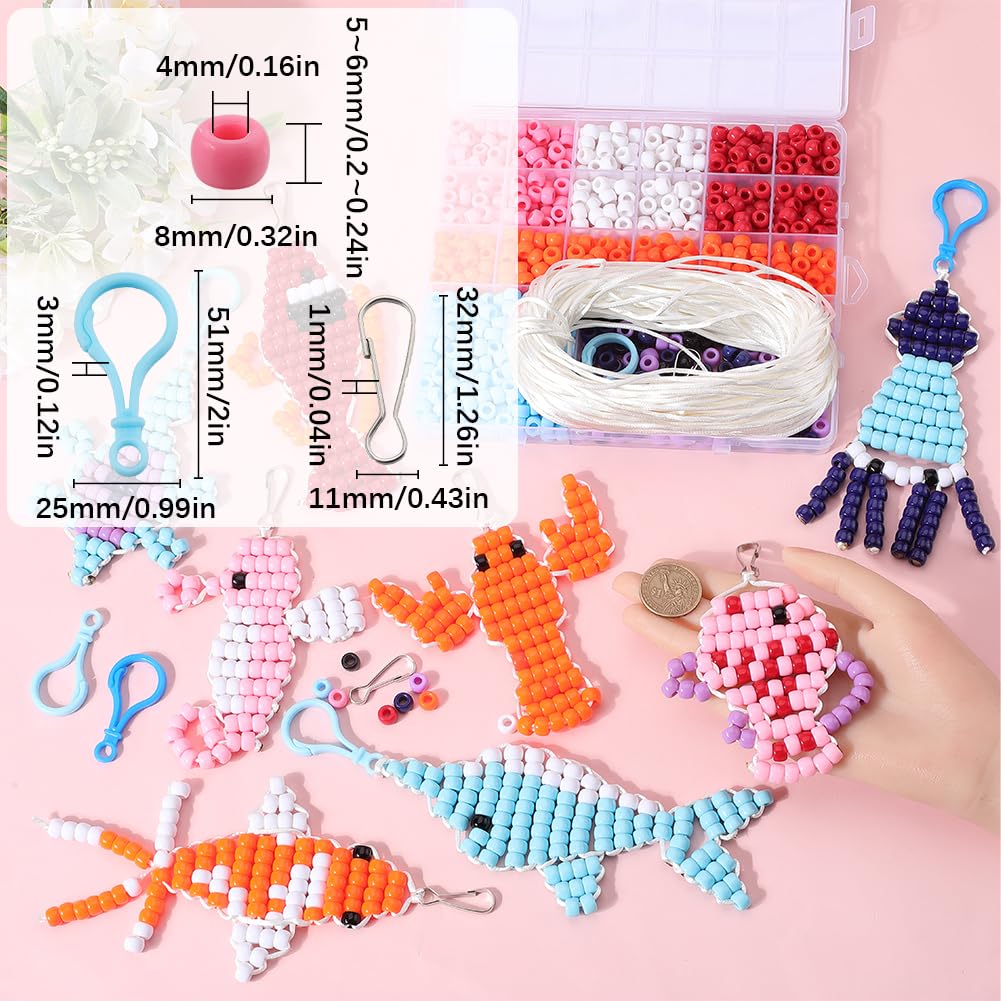 SUNNYCLUE 1 scatola Fai Da Te 8 set Perline Pony Animali Domestici Perline Artigianali Kit per Realizzare Portachiavi 8 mm Perline Colorate Opache Pony Tartaruga Squalo Cavalluccio Marino Polpo Aragos
