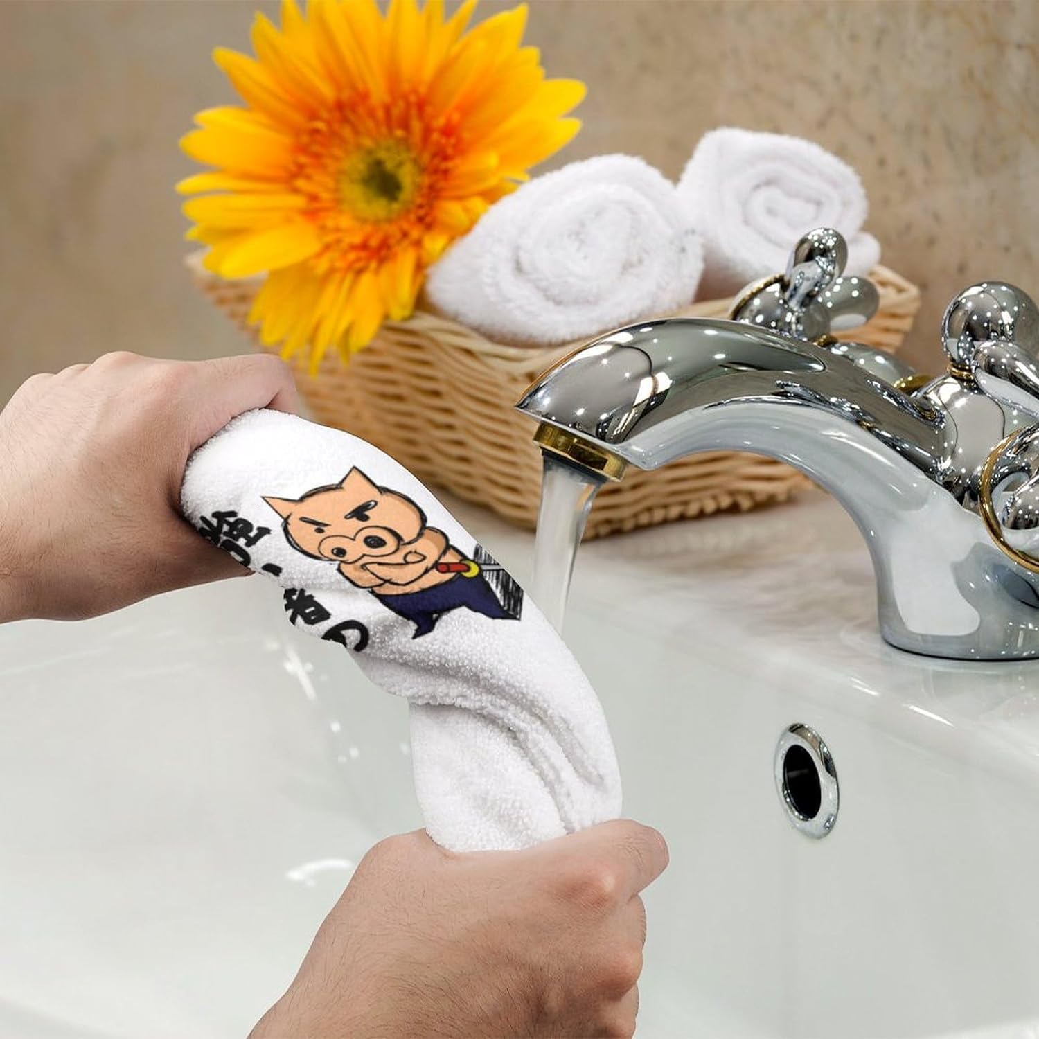 Amazon｜ぶりぶりざえもんクレヨンしんちゃん バスタオル マイクロ