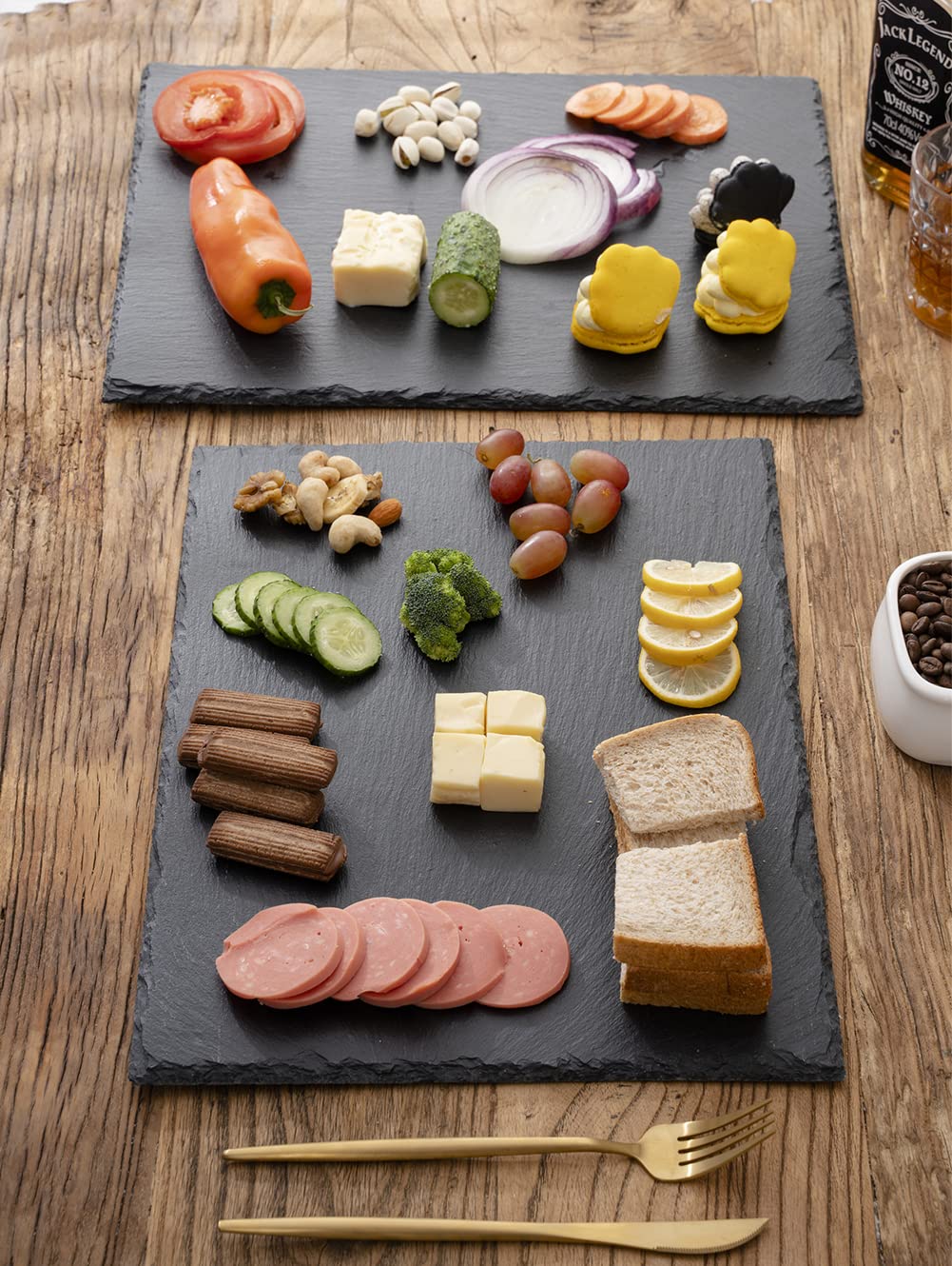 WLWNWFT Juego de 2 placas de pizarra, 40 x 30 cm, con rotulador de tiza, bandeja para servir, placas de queso, tapas para buffet, color negro