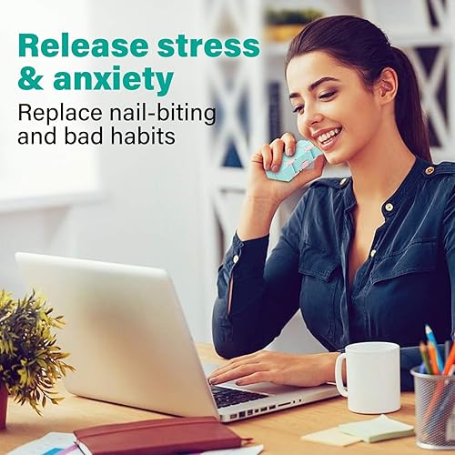 Miniatura 3 de WUQID Infinity Cube - Juguete antiestrés para niños y adultos, bonito, pequeño, accesorio único para aliviar la ansiedad y pasar el tiempo (color