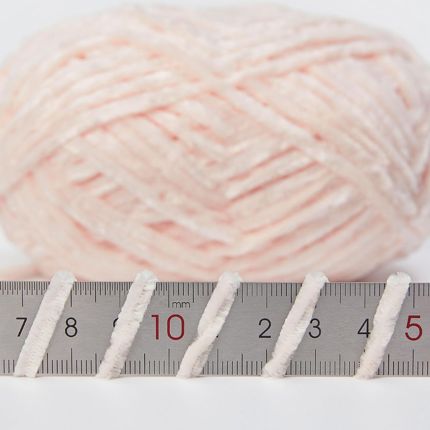 NICEEC 3 Skeins Soft Chenille Yarn 3 x85m (3X 93yds, 3X 50g)_Pink Series image 3