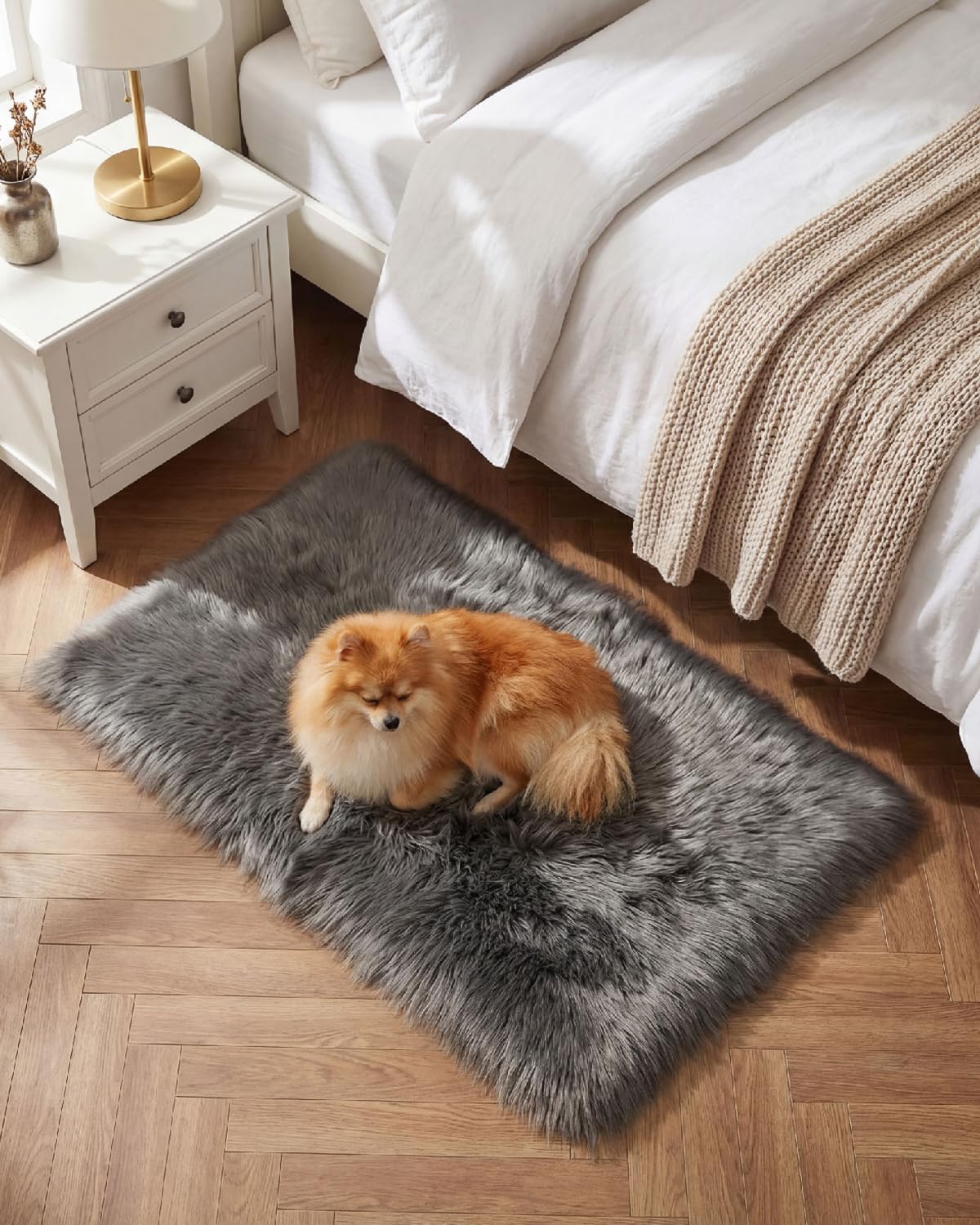 Gofodsil Plush Faux Sheepskin Shaggy Rug, Ultra Soft Fluffy Carpet for Living Room, Bedroom, Children's Room, Dining Room, Grey, 50x80 cm — image 1