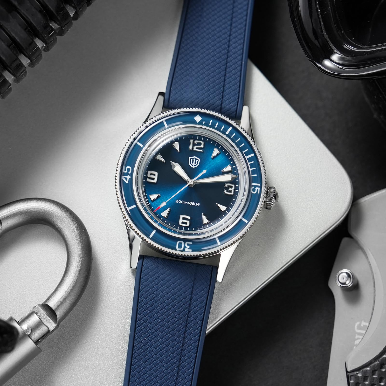 watchdives Taucheruhr für Herren WD50Q 50-Fathoms Quarzuhren Japan VH31 Sweep Sekundenwerk Blasen-Saphirglas Armbanduhr 200m Professionelle Taucheruhr BGW9 Blau Leuchtmasse 38mm Gehäuse