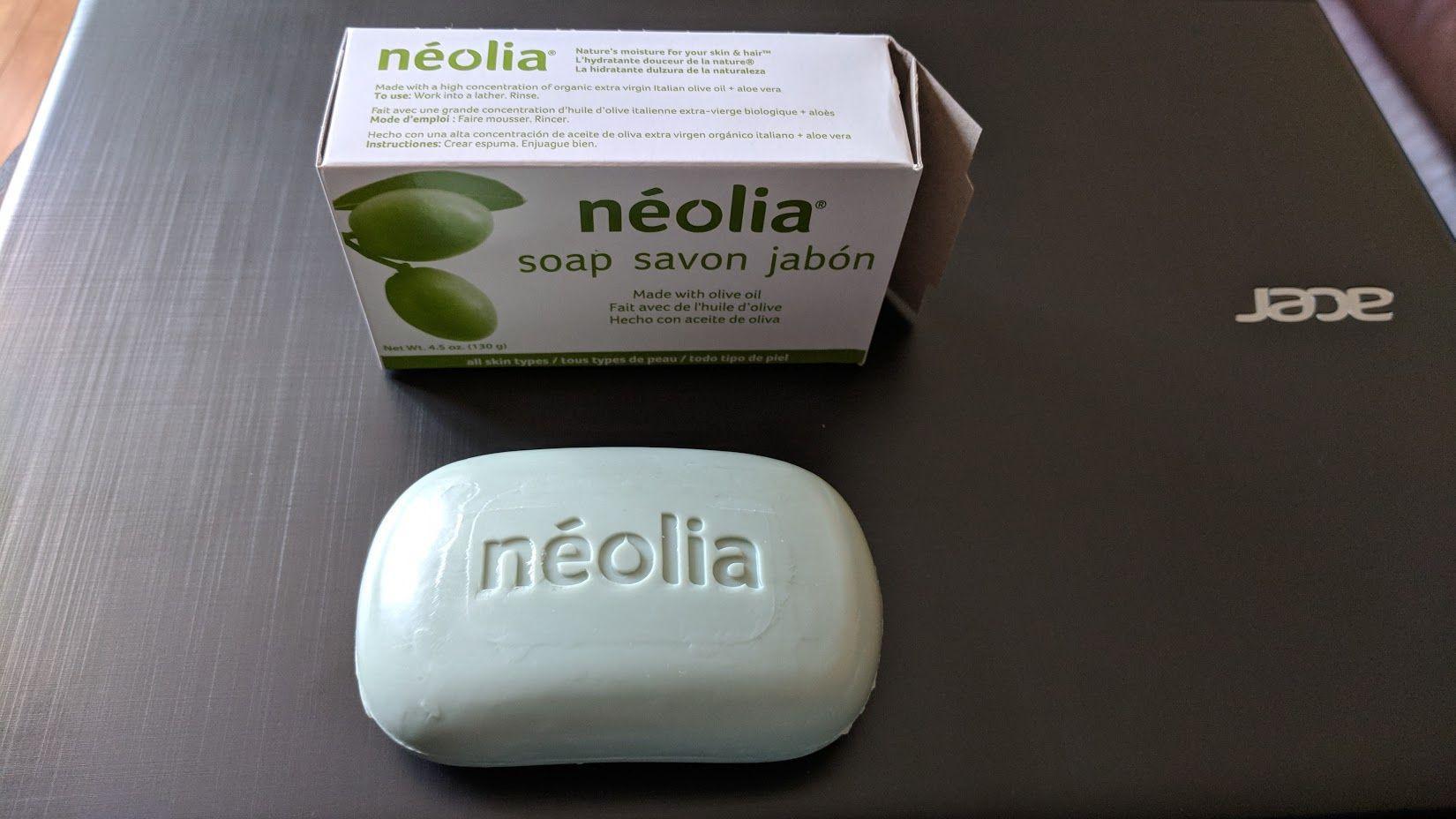 Néolia Neolia Olive Oil Soap Bar (8 Pack): Gentle Green Bar Cleanser Made with Organic Italian Extra Virgin Olive Oil & Aloe. Ideal Natural Soap for Dry Skin. Gentle Natural Cleanser for Sensitive Skin
