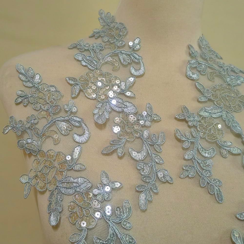 2 Pair Sequin Embroidered Clothing Accessories, Stickers/Wedding Dresses/Formal Dresses/Performance Decorations DIY Materials (Light Blue)