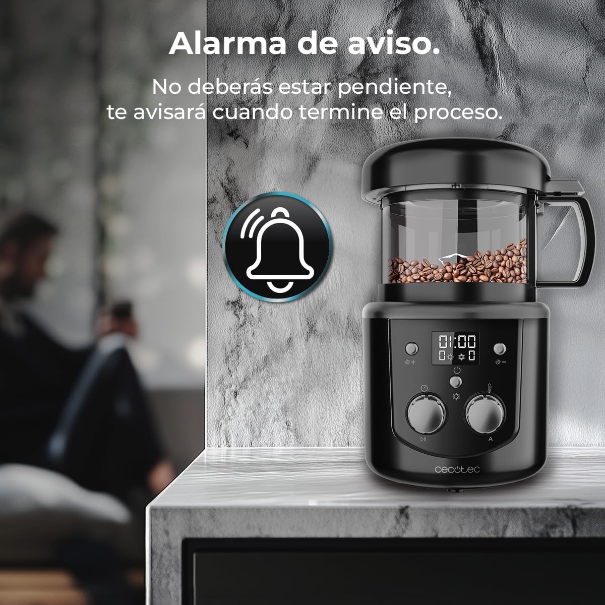 Cecotec Roaster Booster with an alarm icon, indicating the reminder alarm feature.