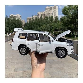 TOYOTA LAND CRUISER 200 1/18スケール ミニカー 1/18 Toyota Land Cruiser GXR LC200 (White) RHD Diecast Car