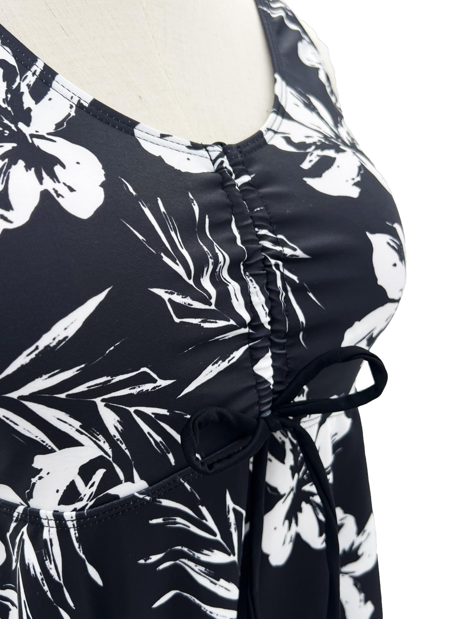 FLYILY Tankini da Donna con Spalline con Stampa a Maniche Corte e Pantaloncini da Bagno con Stampa Floreale a Due Pezzi