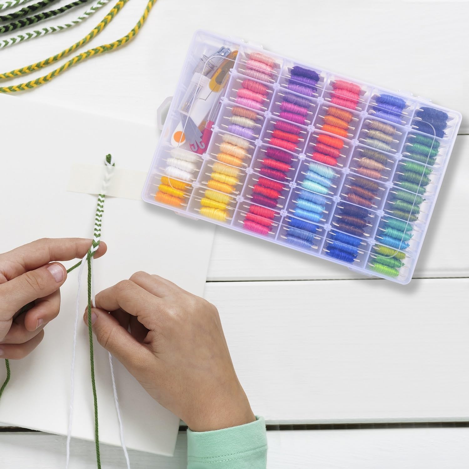Peirich Kit da ricamo, borsa per progetti di ricamo con filo da ricamo, tela Aida, borsa per riporre accessori da ricamo e kit per punto croce, per principianti e adulti