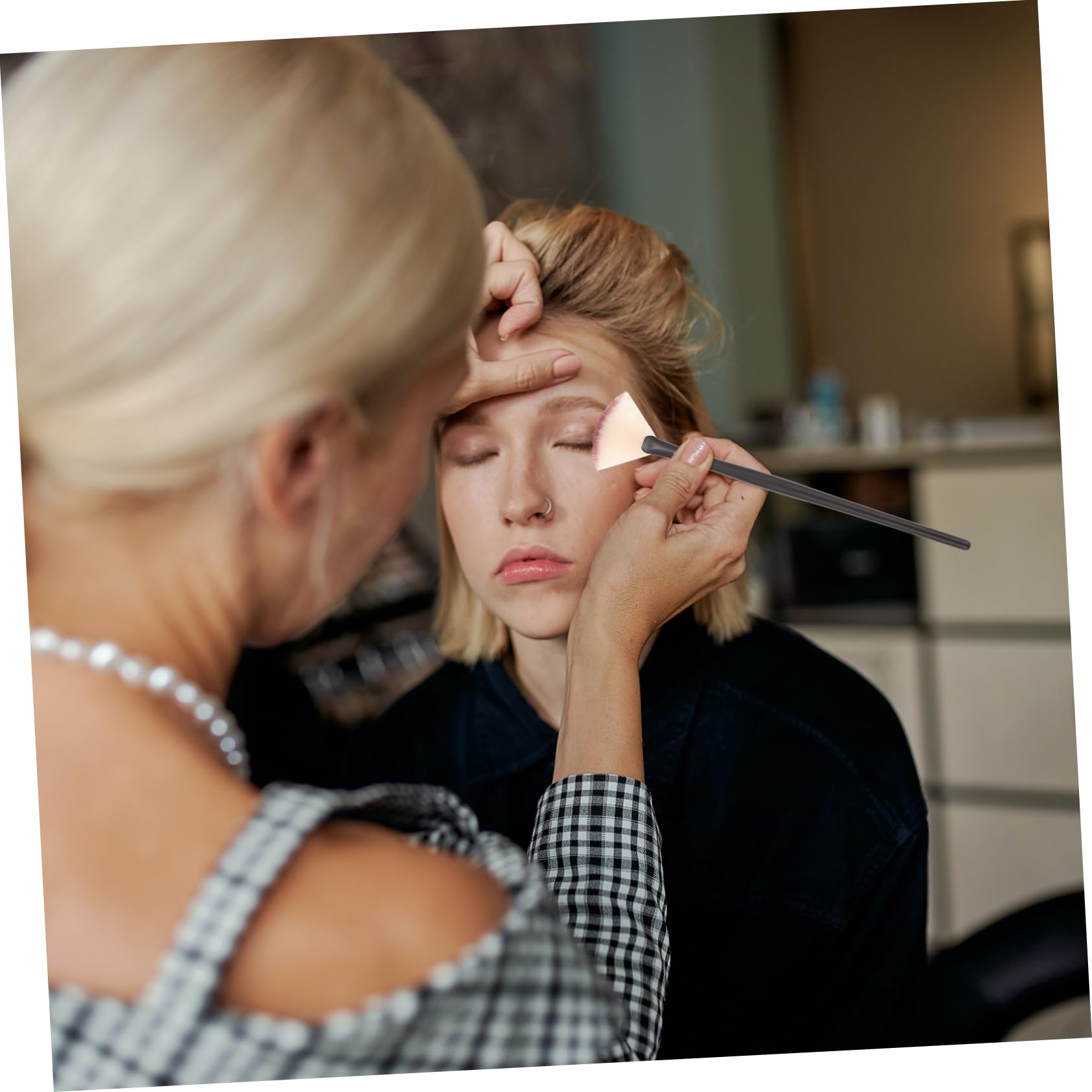 36pezzi Pennelli Per Viso Forma Di Ventaglio Pennelli Cosmetici Per Per Gel e Facile Da Pulire Design Compatto Pratico Per Make up e Illumina Pelli